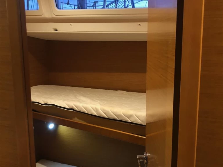 Bootverhuur Jeanneau Sun Odyssey 519 in Lefkáda via SamBoat