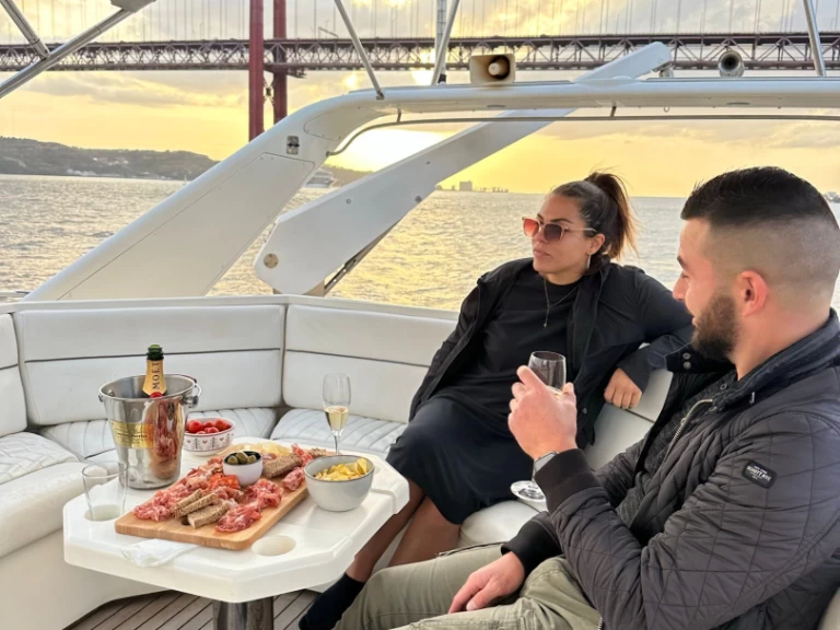 Princess 65 te huur van particulier of professional in Lissabon