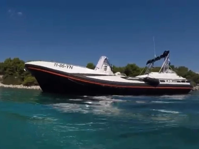 Huur RIB met of zonder schipper Zar in Omiš