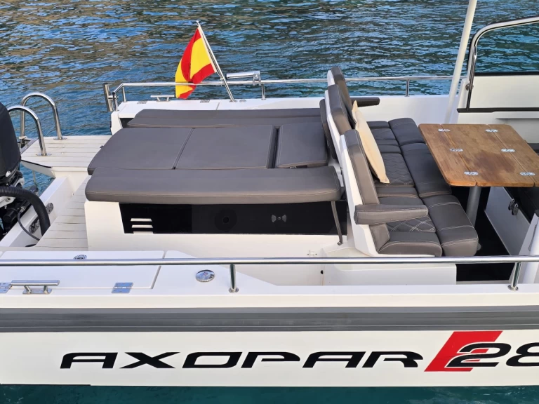Huur Motorboot met of zonder schipper Axopar in Santa ponça