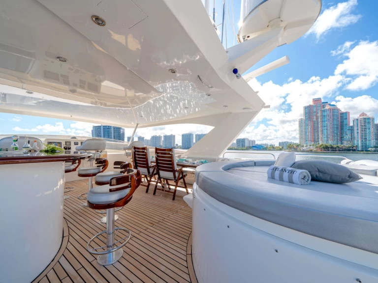 Bootverhuur Westport Atlantic in Fort Lauderdale via SamBoat