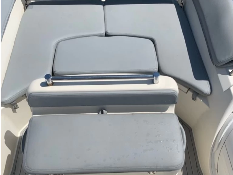 Huur een Bwa Sport 22 GTO in Hyères