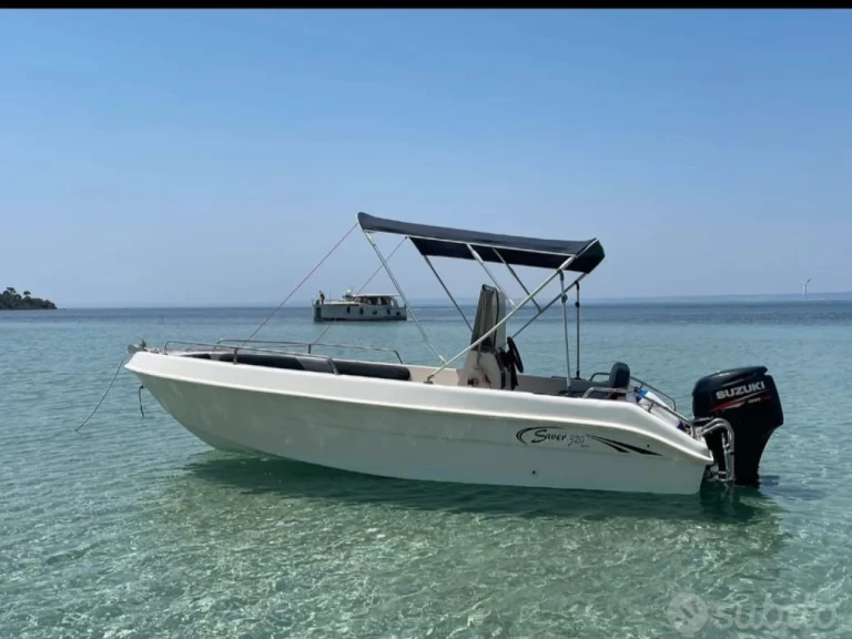 Motorboot te huur in Taranto voor de beste prijs