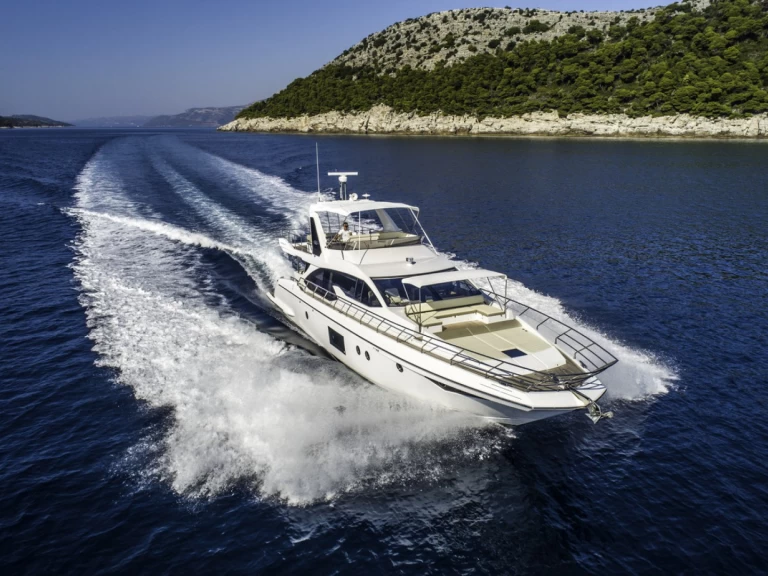 Jachthuur in Trogir - Azimut Azimut 66 via SamBoat