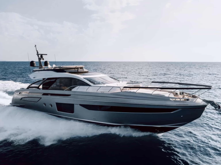 Azimut Azimut S8 te huur van particulier of professional in Kaštela