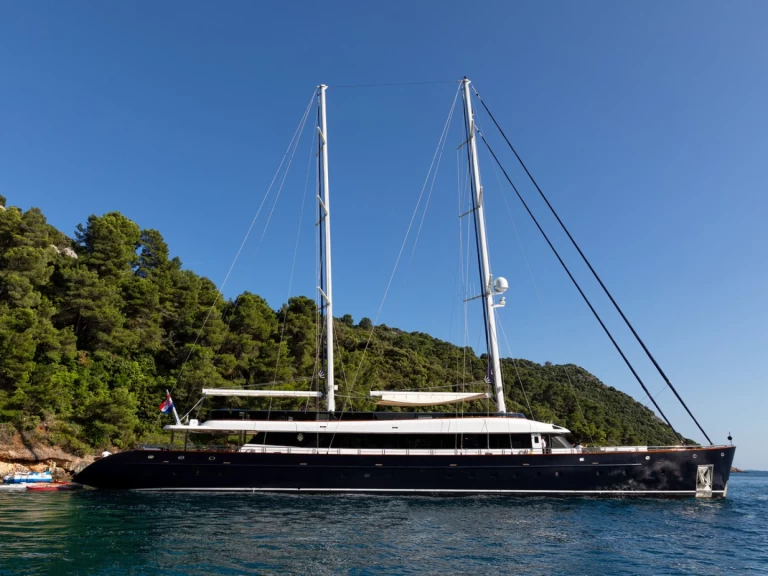 Zeilboot te huur in Krilo voor de beste prijs