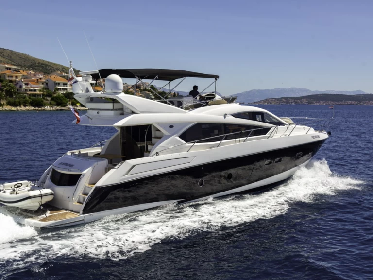 Bootverhuur Sunseeker Sunseeker Manhattan 63 in Trogir via SamBoat