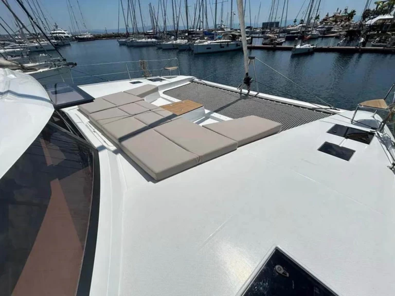 Huur een Fountaine Pajot Aura 51 in Road Town