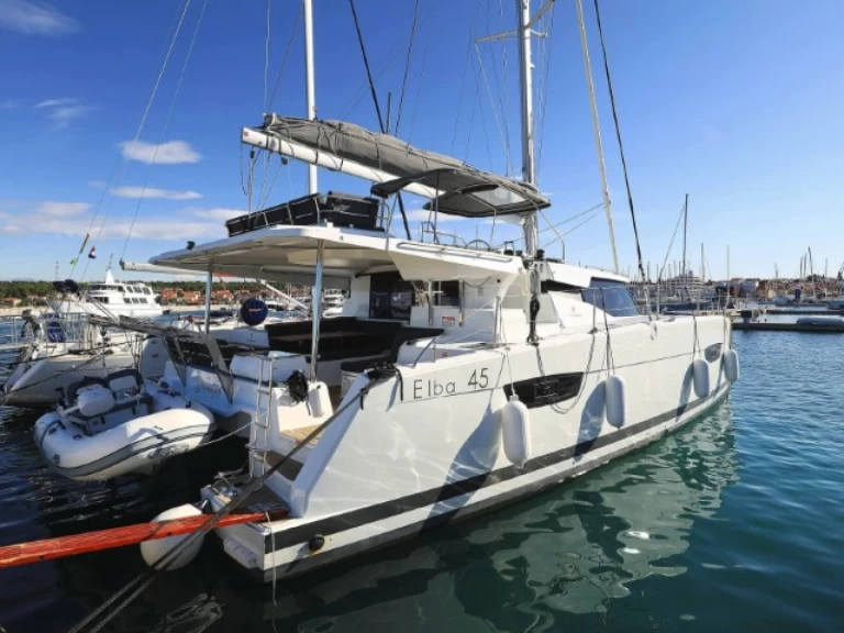 Jachthuur in Seget Donji - Fountaine Pajot Fountaine Pajot Elba 45 - 3 + 1 cab. via SamBoat
