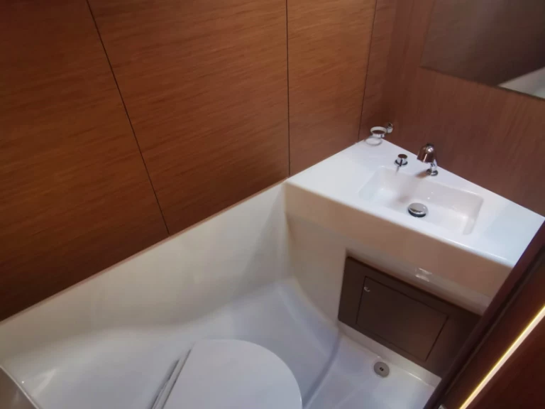 Huur Zeilboot met of zonder schipper Bénéteau in Pomer