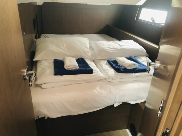 Bootverhuur Bénéteau Oceanis 46.1 in Komolac via SamBoat