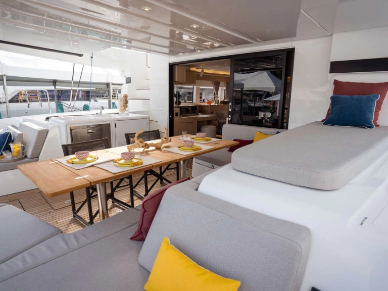 Jachthuur in Athene - Lagoon ALMOSTA ROAD via SamBoat