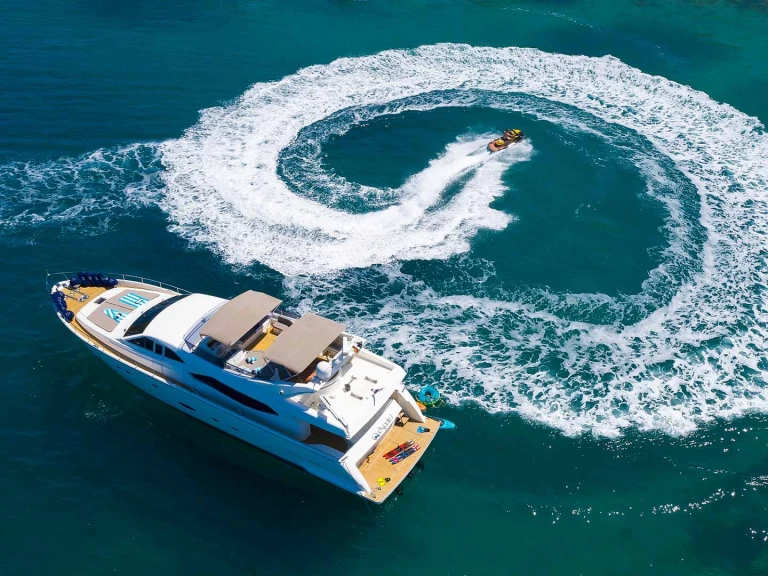 Bootverhuur Ferretti Ferretti Yachts 760 in Seget Donji via SamBoat