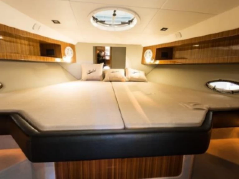 Huur Jacht met of zonder schipper Grginić in Komolac