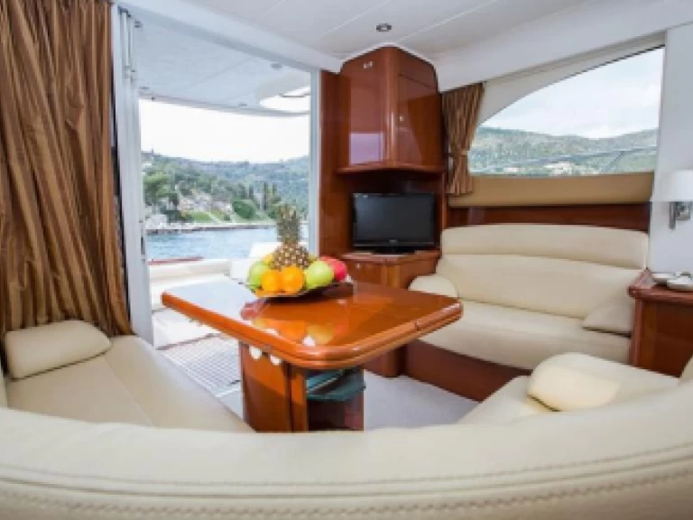 Bootverhuur Jeanneau Prestige 36 in Split via SamBoat