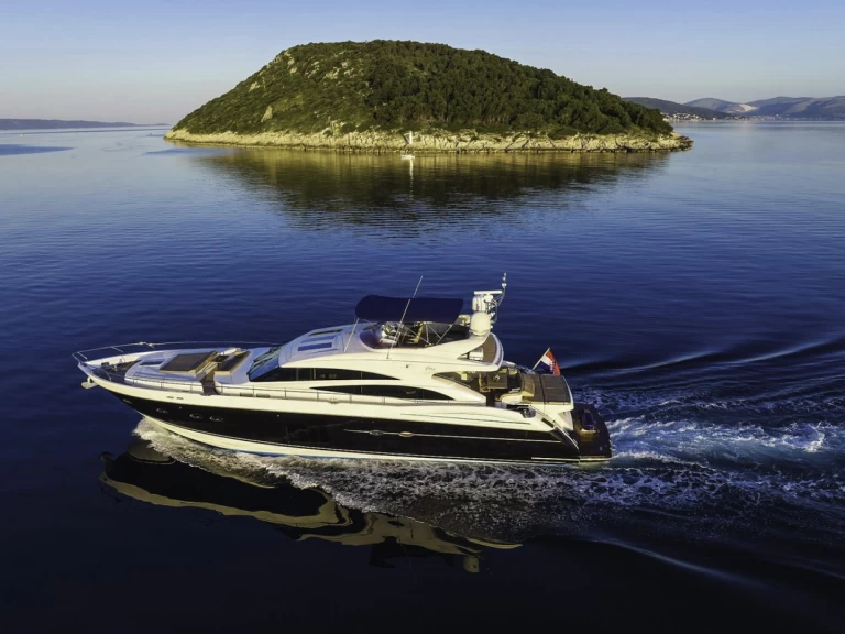 Princess Princess V85 te huur van particulier of professional in Kaštela