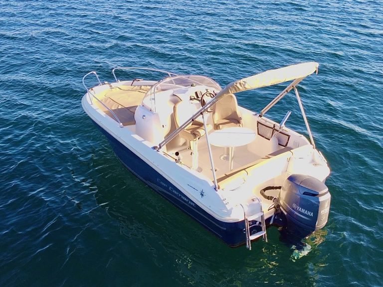 Verhuur Motorboot Jeanneau met vaarbewijs