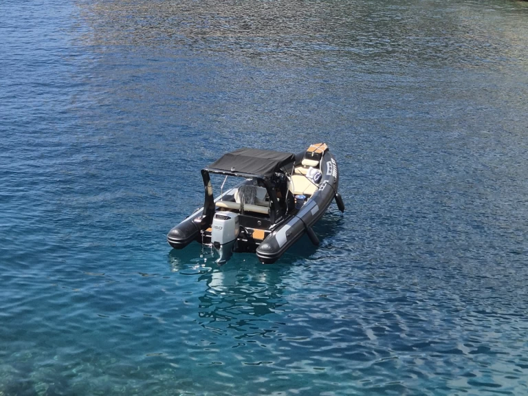 Verhuur RIB in Trogir - Inception 680