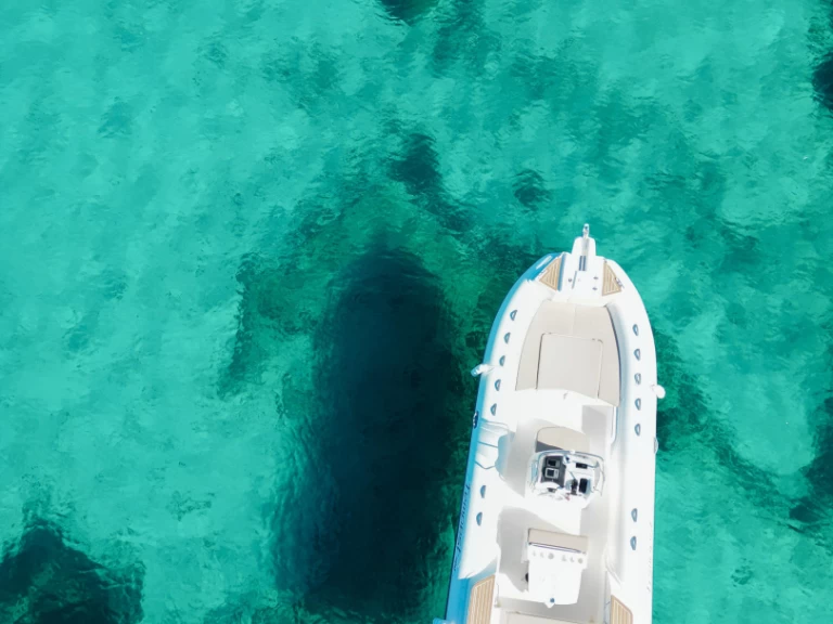 RIB te huur in Mandelieu-la-Napoule voor de beste prijs