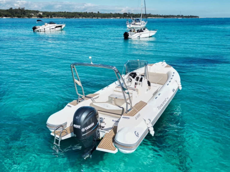 Capelli Tempest 700 te huur van particulier of professional in Mandelieu-la-Napoule