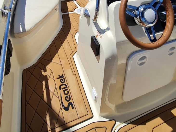 Jachthuur in Alicante - Invictus  Invictus 200 FX via SamBoat