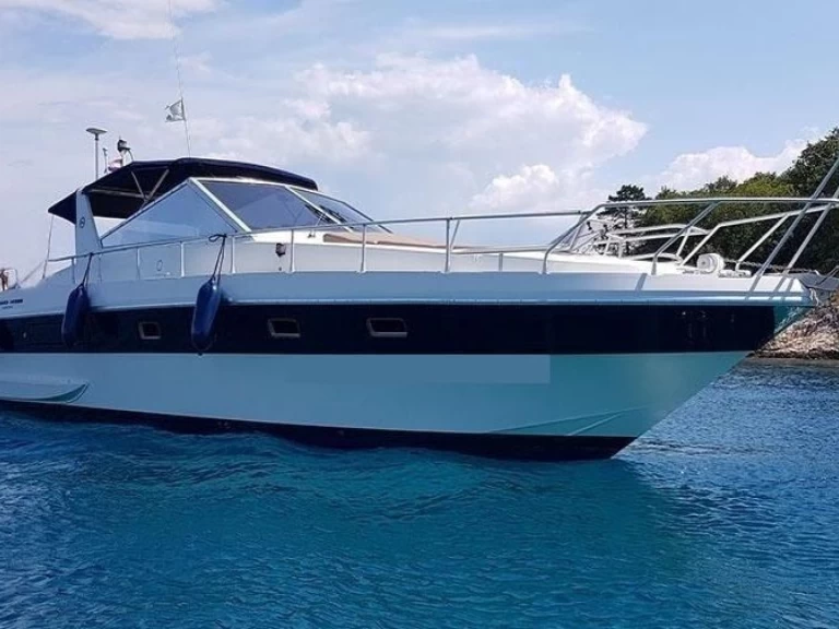 Huur een Ferretti Craft Open 42 in Palermo