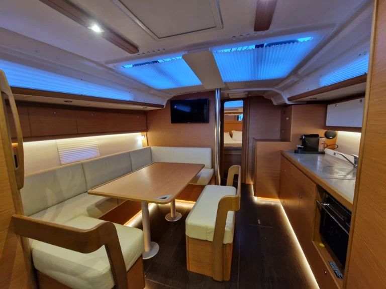 Bootverhuur Dufour Dufour 430 in Capo d'Orlando via SamBoat