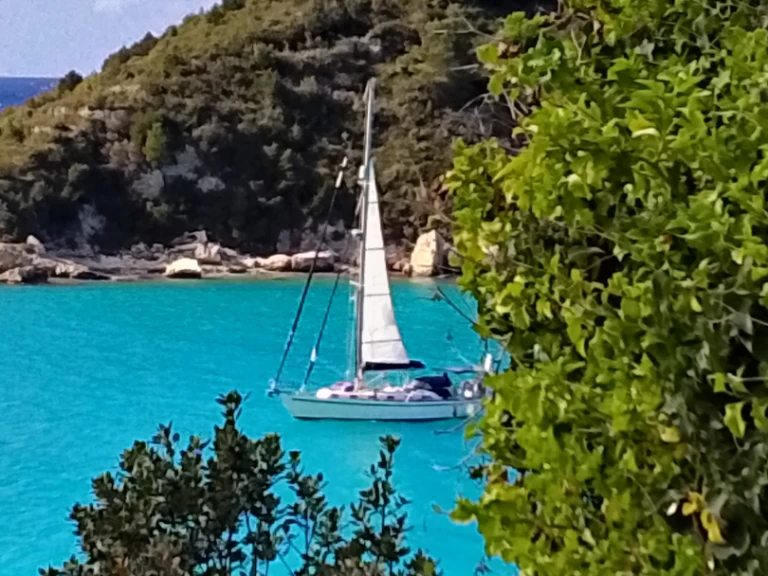 Bootverhuur Sas Vektor 36 in Wereld via SamBoat