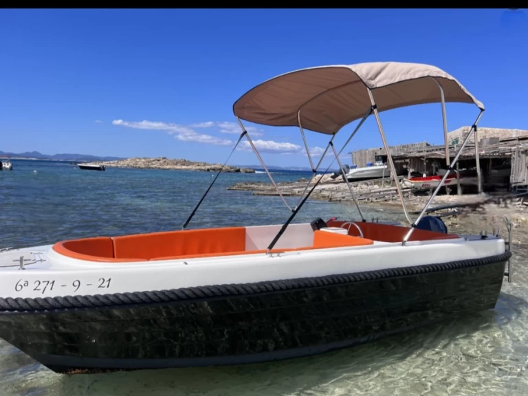 Motorboot te huur in Port d'Alcudia voor de beste prijs