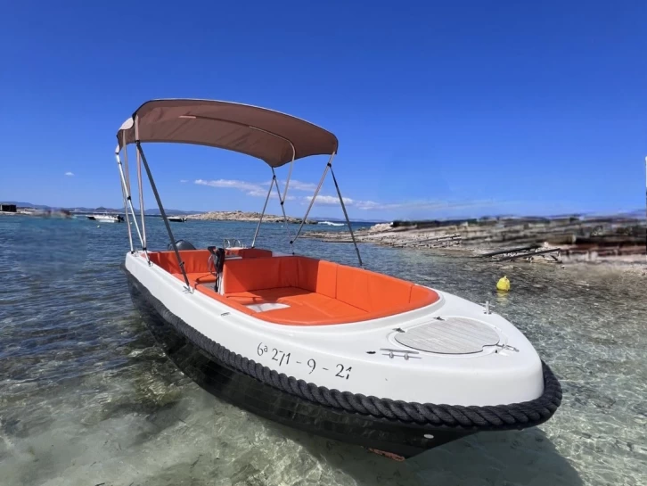 Verhuur Motorboot Marion met vaarbewijs