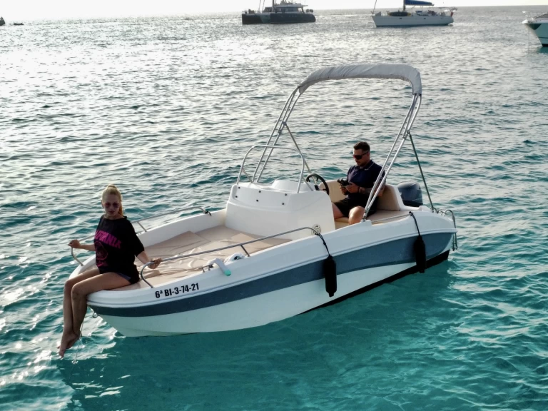 Bootverhuur Sant Antoni de Portmany goedkoop Remus 450 open