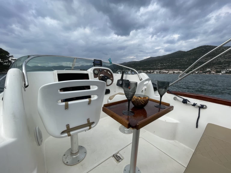 Huur Motorboot met of zonder schipper Jeanneau in Dubrovnik
