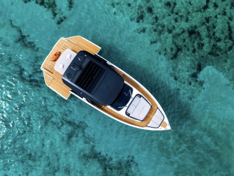 Motorboot te huur in Marina Ibiza voor de beste prijs