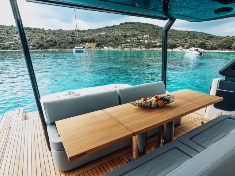 Bootverhuur Marina Ibiza goedkoop A46