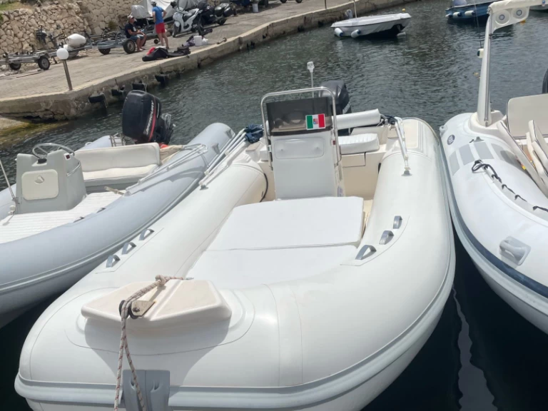 Jachthuur in Porto Siracusa - led 6.0 via SamBoat
