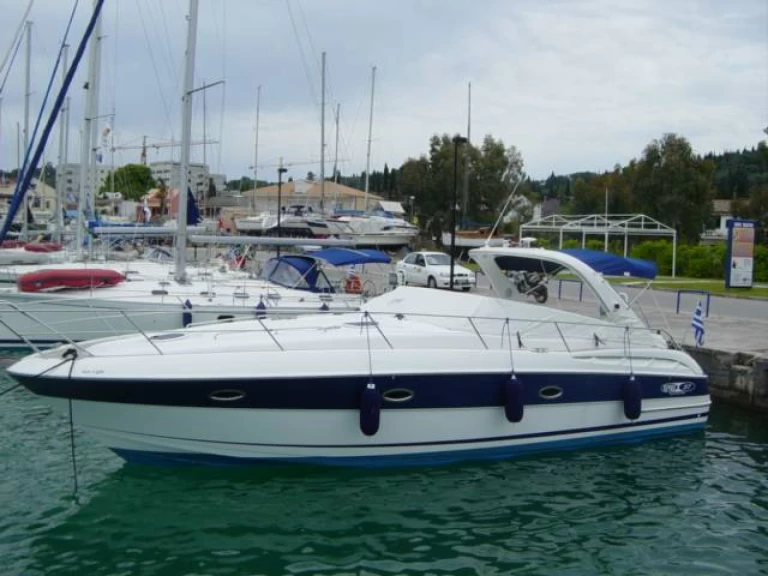Huur Motorboot met of zonder schipper Bavaria in Gouviá