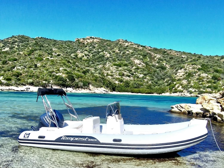 Capelli Tempest 630 te huur van particulier of professional in Saint-Florent