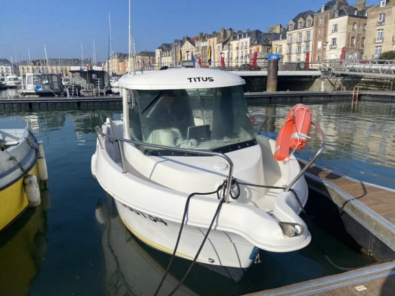 Motorboot te huur in Dieppe voor de beste prijs