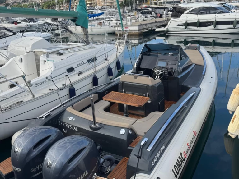 Bootverhuur Lomac Gran Turismo 8.5 in Saint-Laurent-du-Var via SamBoat
