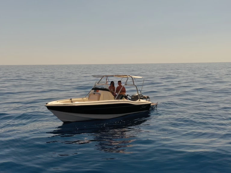 Verhuur Motorboot in Chóra Sfakíon - Scout 205 S/F