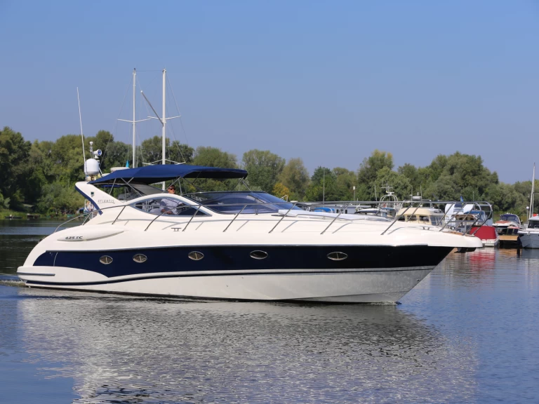 Huur een Gobbi 425 in Golfe-Juan