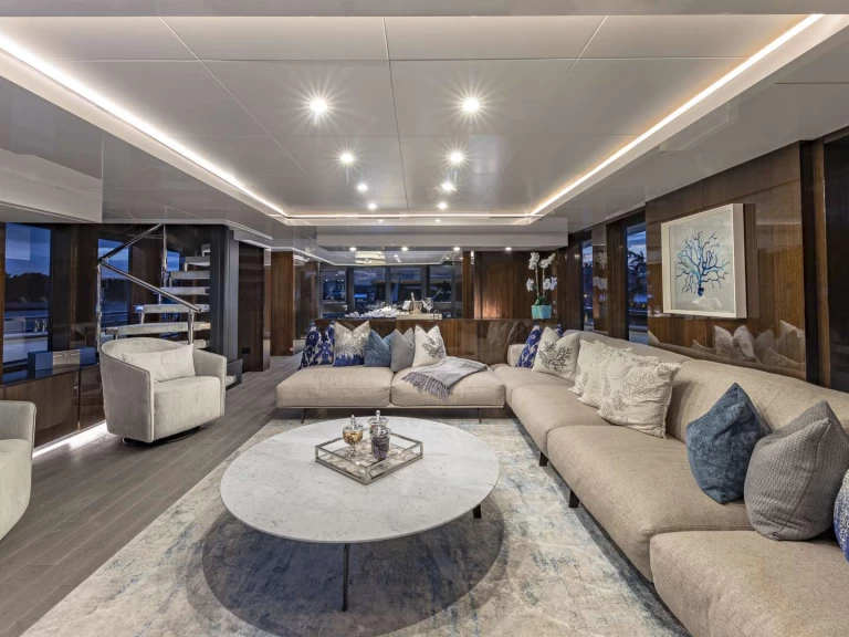 Huur een Oceanfast OCULUS in Paradise Island