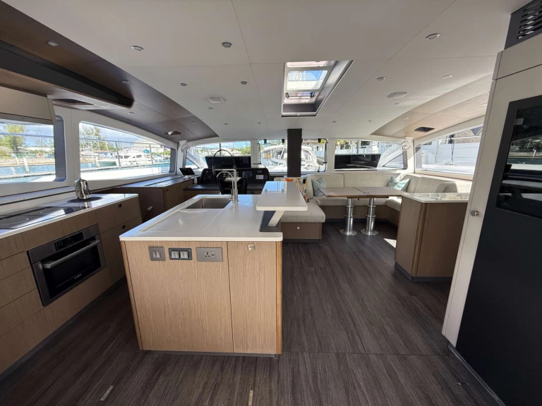 Xquisite Yachts Flying Whale te huur van particulier of professional in Bahama's