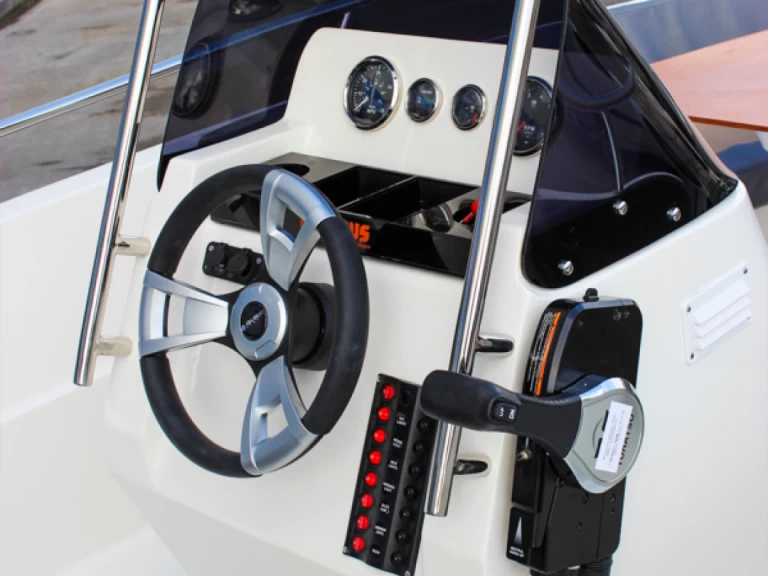 Verhuur Motorboot in Manilva - Octopus Octopus 470