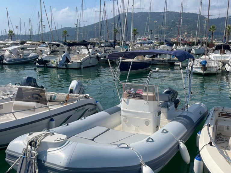 Bootverhuur Lomac Lomac 500 in La Spezia via SamBoat
