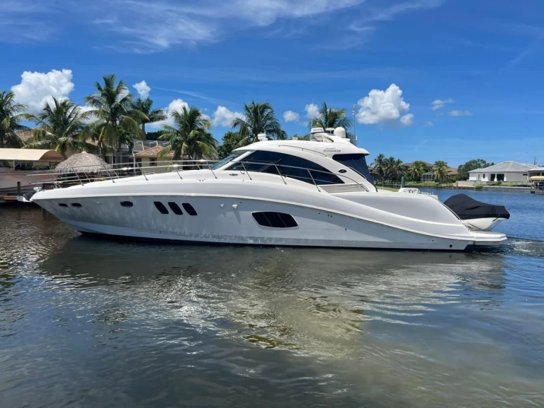 Sea Ray Sea Ray 540 Sundancer te huur van particulier of professional in Miami