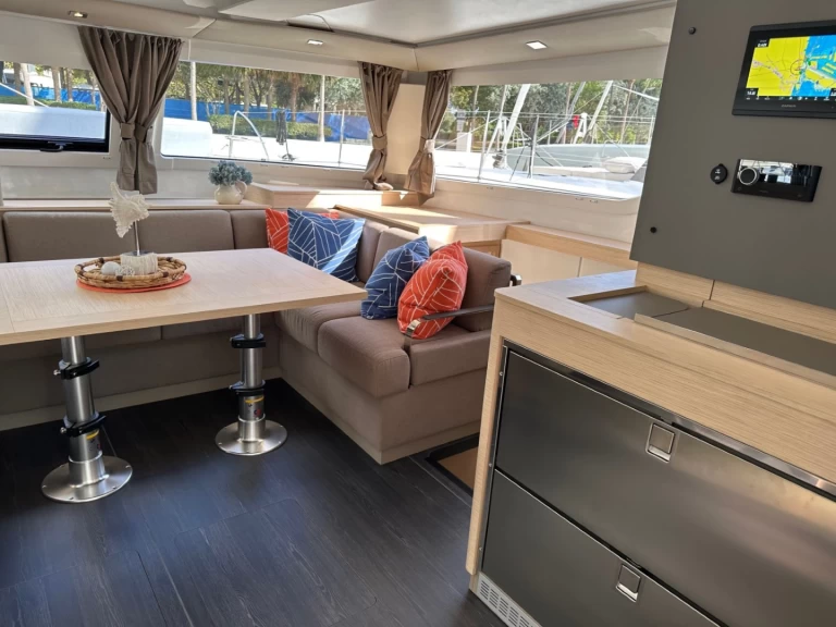 Bootverhuur Fountaine Pajot Elba 45 in Road Town via SamBoat