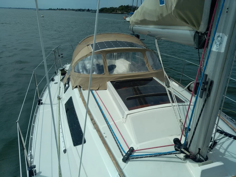 Bootverhuur Lorient goedkoop First 29 Dl