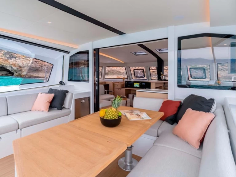 Verhuur Catamaran in Néa Péramos - Nautitech Nautitech 44