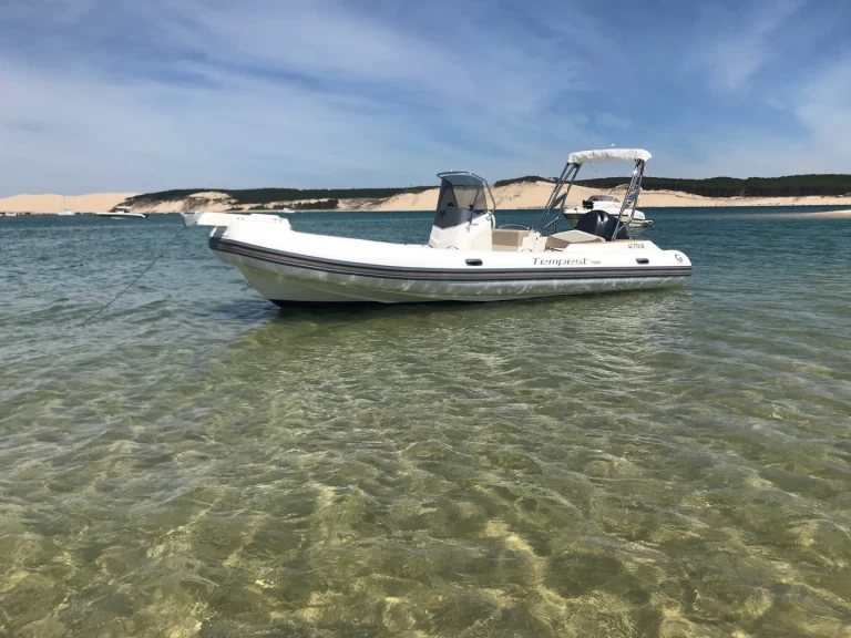 Jachthuur in Lège-Cap-Ferret - Capelli Tempest 700 Sun via SamBoat
